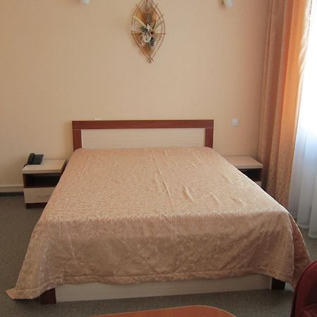 Sozh Hotel Gomel Eksteriør billede