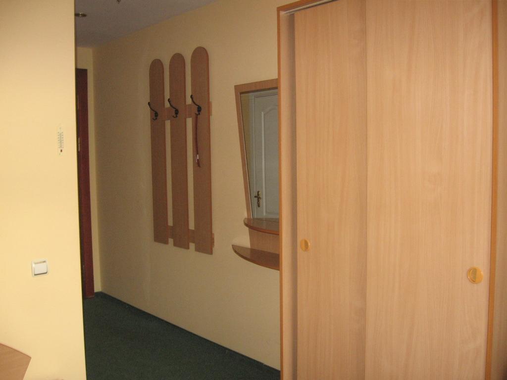 Sozh Hotel Gomel Værelse billede